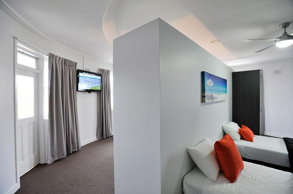 The Lakes Hotel Entrance Habitación foto
